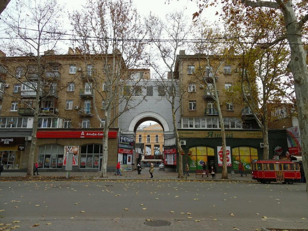 Apartments In The City Center On Sobornaya Street 尼古拉耶夫 外观 照片